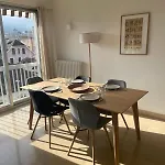Tournette-comfortable And Quiet Luxury